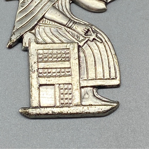 Vintage Egyptian Revival Pharaoh Pendant Necklace Unisex - Picture 4 of 9